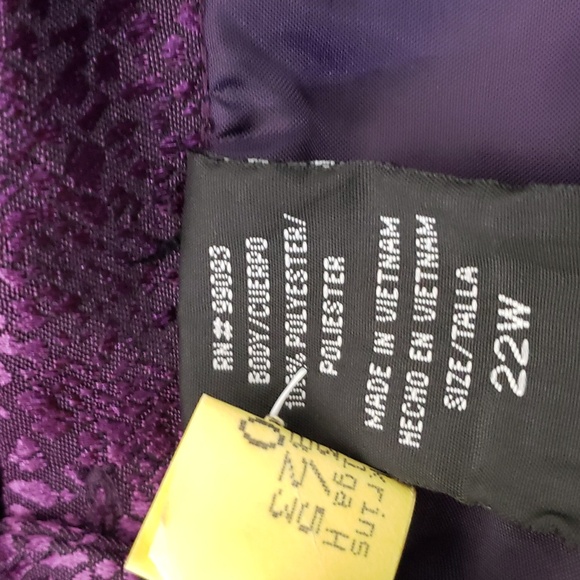 2 piece suit purple metallic blazer&skirt set size 22W. - Picture 11 of 13